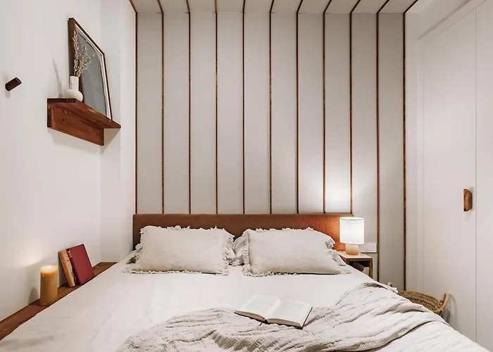 Mojacar - 2 Bedrooms In Eixample Esquerra Barcellona