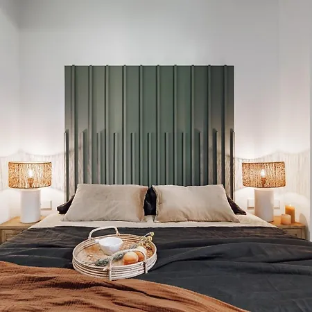 Mojacar - 2 Bedrooms In Eixample Esquerra