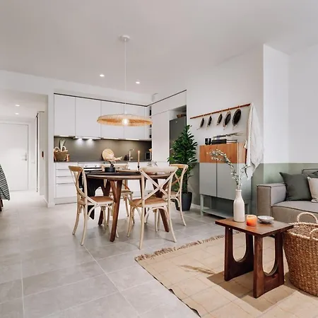 Mojacar - 2 Bedrooms In Eixample Esquerra Lägenhet