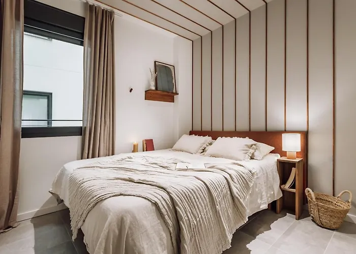 Mojacar - 2 Bedrooms In Eixample Esquerra * Barcelona